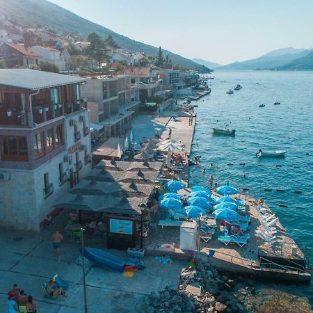 Hotel Anderba Krasići Екстериор снимка
